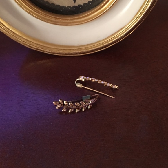 Gold leaf earrings