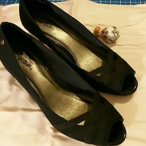 2 inch heels navy blue