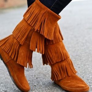 MINNETONKA 3-LAYER BOOTS || Size 8