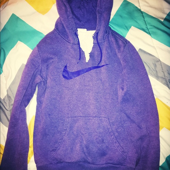 Dark purple Nike sweater 🍇💜