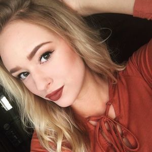 Meet your Posher, Destiny