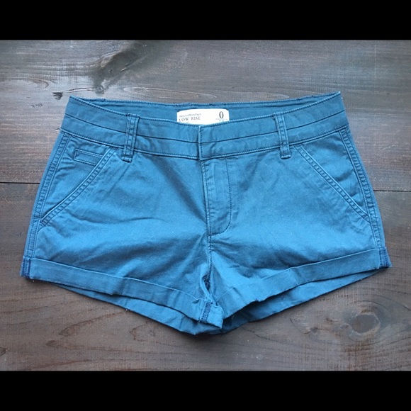 Relaxed shorts!