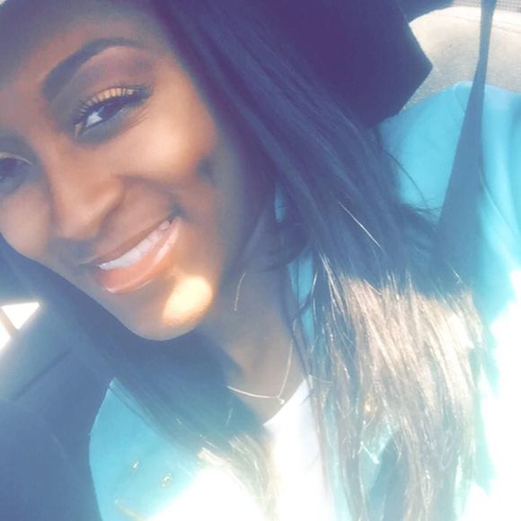 Meet your Posher, Nia