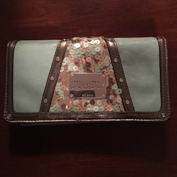 Miss me wallet