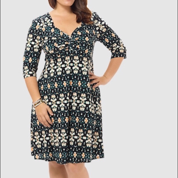 Lucie Lu Dresses & Skirts - Lucie Lu Knotted Front Dress Size 3X