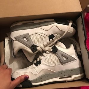 Jordan 4's