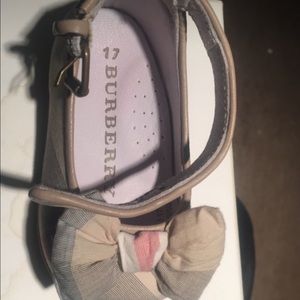 Toddler Burberry shoes