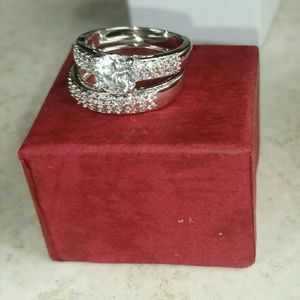 White Zircon On Sterling silver and cz size 7