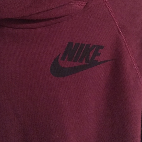 Purple Nike hooded jacket - Picture 2 of 4