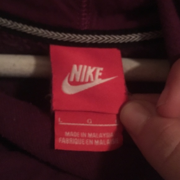 Purple Nike hooded jacket - Picture 4 of 4