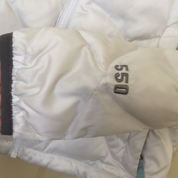 White North Face Jacket - Picture 3 of 4