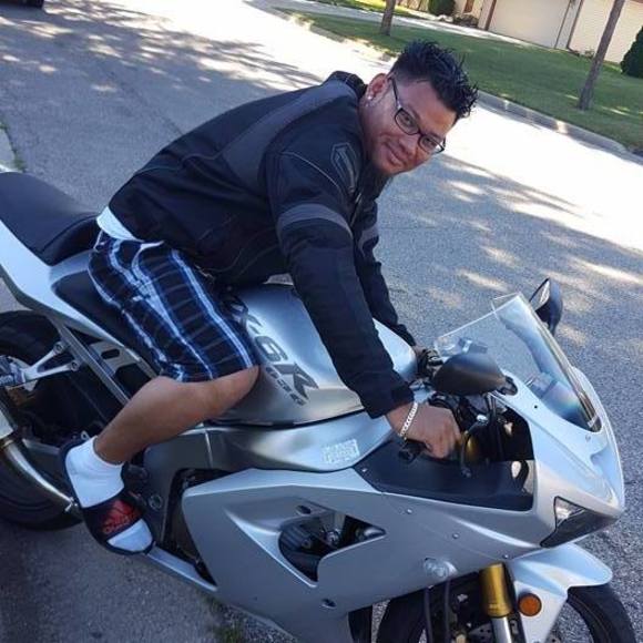 Meet your Posher, Vuchi