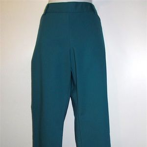 White House Black Market Slim Ankle Crop Pant NWOT