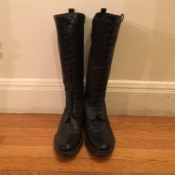 Black leather Cordani riding boots