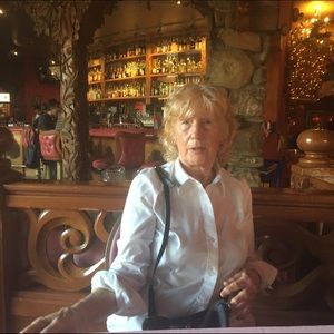 Meet your Posher, Sheila