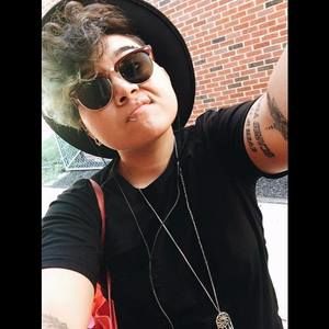 Meet your Posher, Amelia blossom