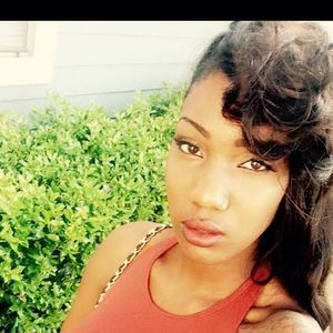 Meet your Posher, Deanna