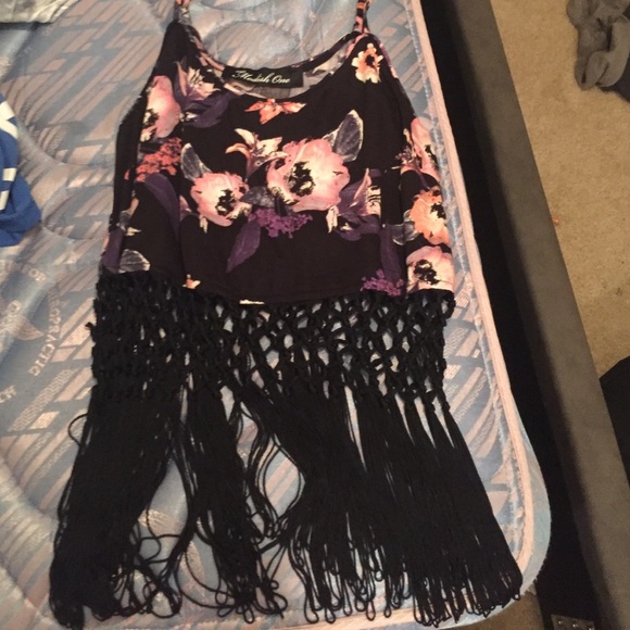 Flowery fringe shirt