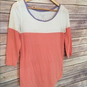 American Eagle (AE) Two tone top- Size M, 3/4