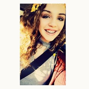 Meet your Posher, Hannah