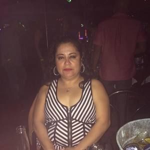 Meet your Posher, Maria ofelia