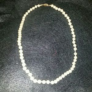 Vintage faux pearl 17 " Necklace