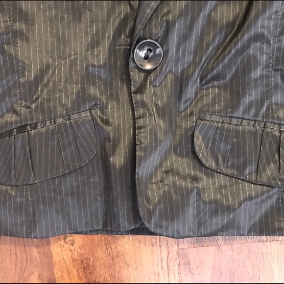 H&M pinstripe blazer - Picture 2 of 2