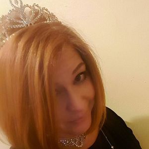 Meet your Posher, Constance