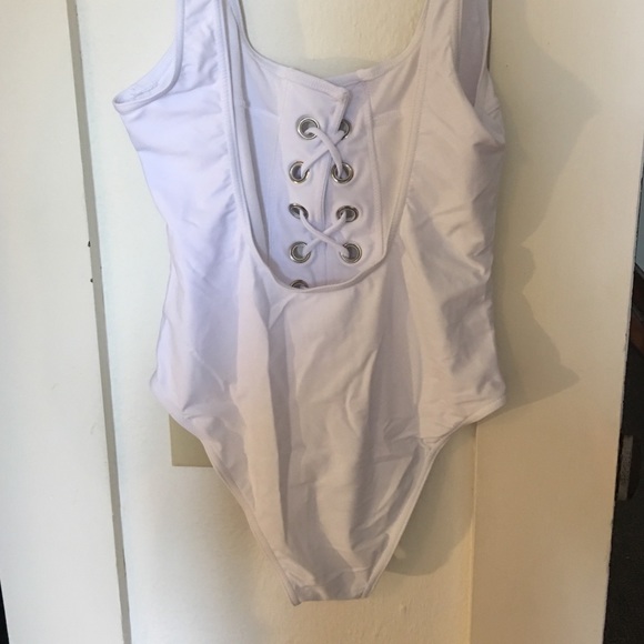 Lace up one piece - Picture 3 of 3