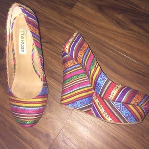 Steve Madden "Pammyy" Multi Stripe Platform Wedges