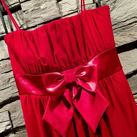 Perfect Little Red Dress for Valentine's Day!