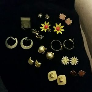 Lot of earrings