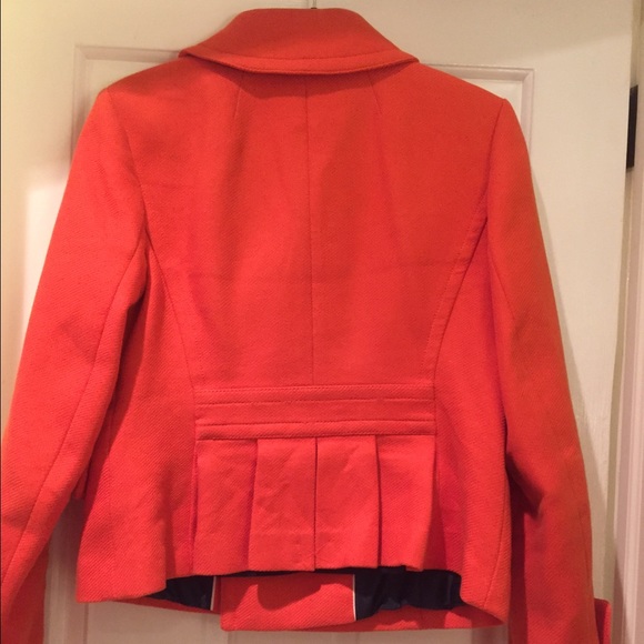 Banana Republic  peacoat with/ pleated back - Picture 4 of 4