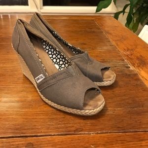 TOMS Wedges