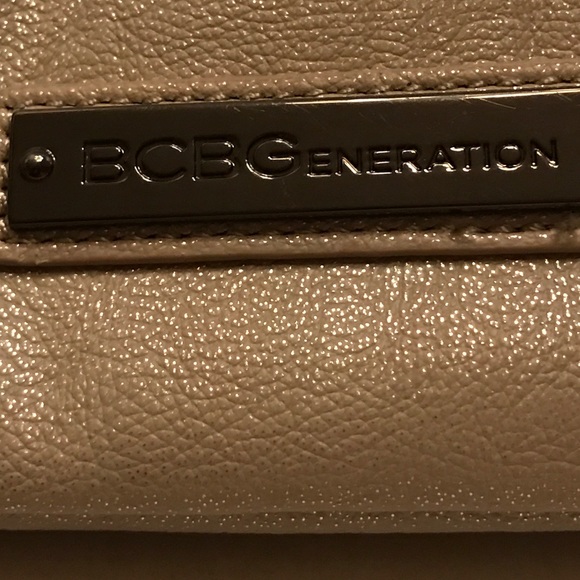 BCBGeneration clutch - Picture 2 of 4