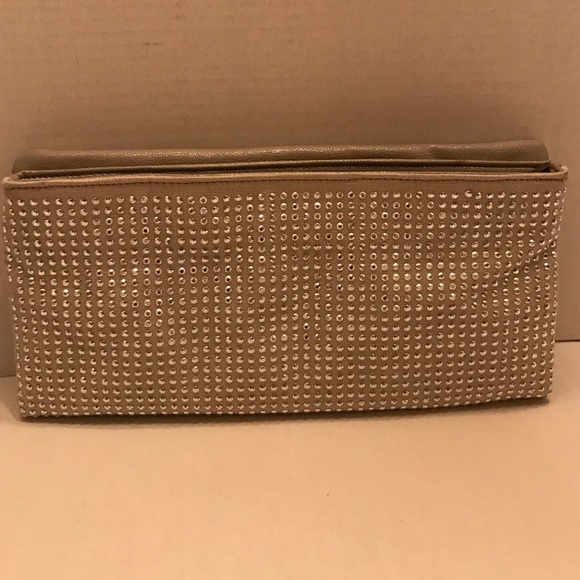 BCBGeneration clutch - Picture 3 of 4