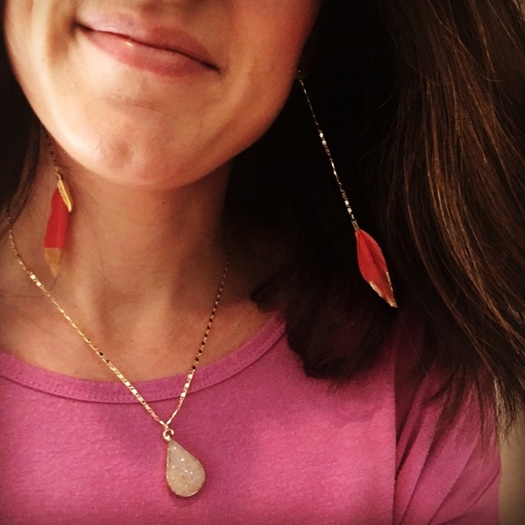 {Function & Fringe} Gold Tip Feather Earrings - Picture 3 of 3