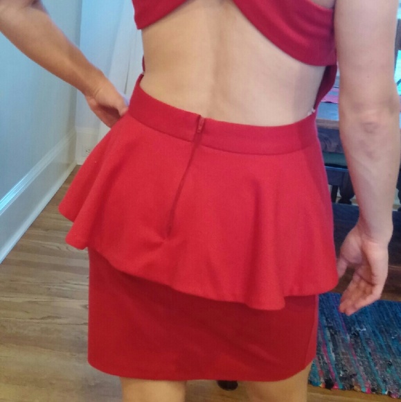 Red Sz8 peplum ASOS minidress - Picture 2 of 3