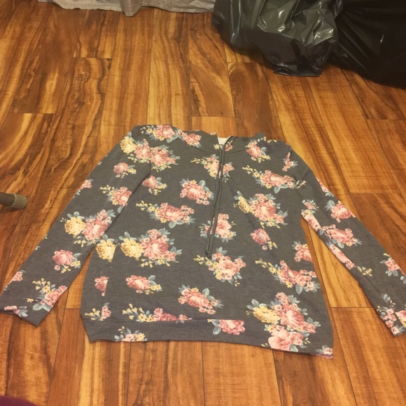 Floral Long sleeve light sweater