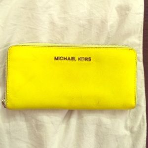 Michael Kors Jet Set yellow wallet