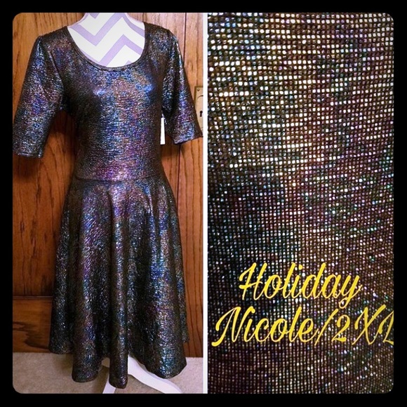 Lularoe Nicole xl elegant holiday collection