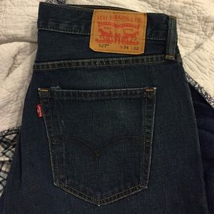 527 Levi's jeans 34x32