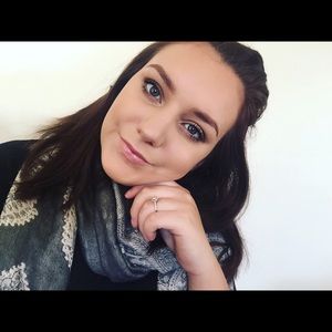 Meet your Posher, Kim