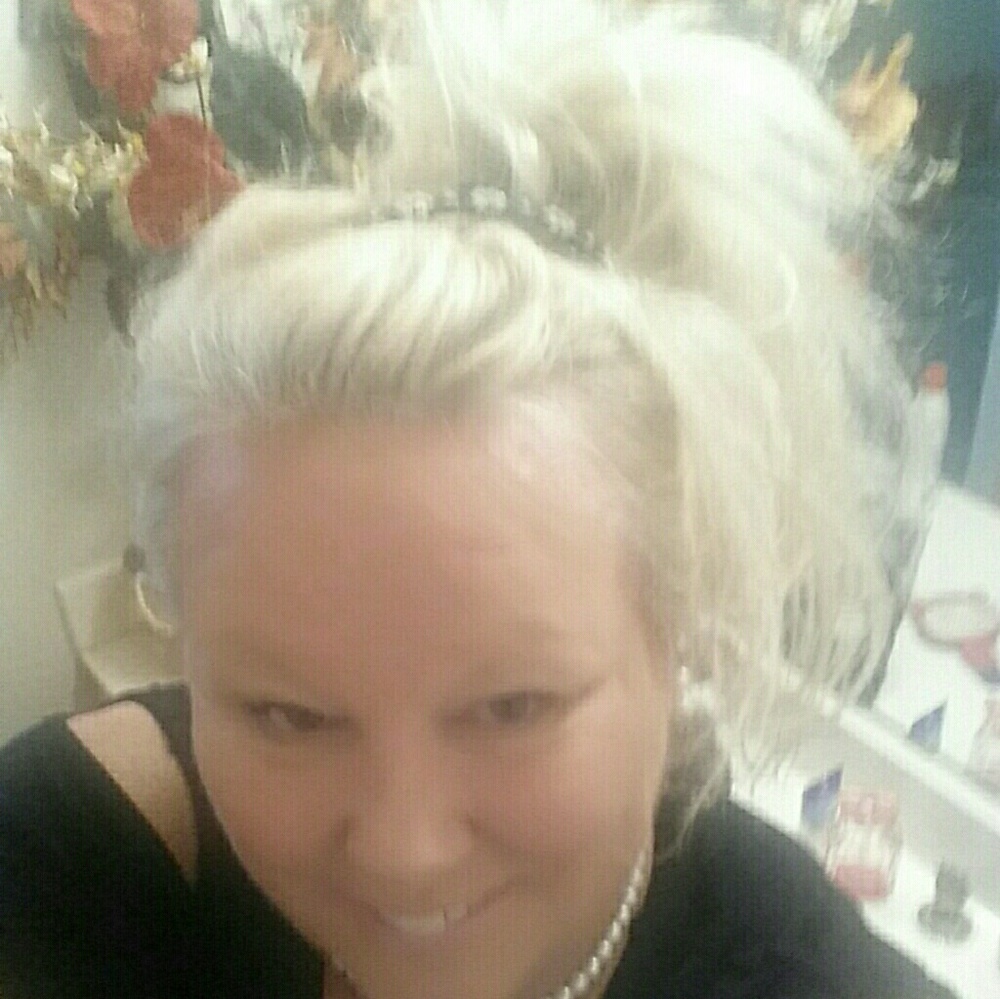 Meet your Posher, Linda