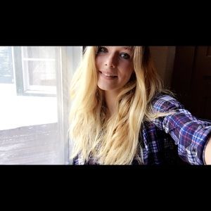 Meet your Posher, Courtney