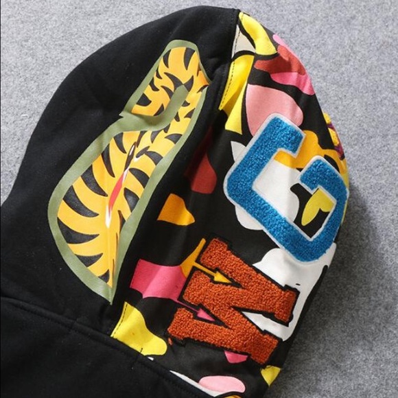 Bape Hoodie - Picture 4 of 4