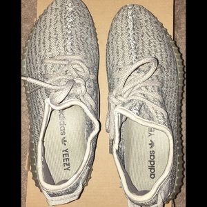 Adidas Yeezy Boost Moonrock