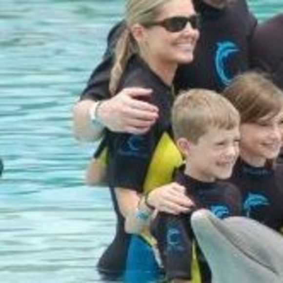 Meet your Posher, Anne - Picture 1 of 1