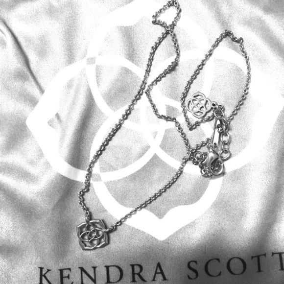Kendra Scott silver decklyn