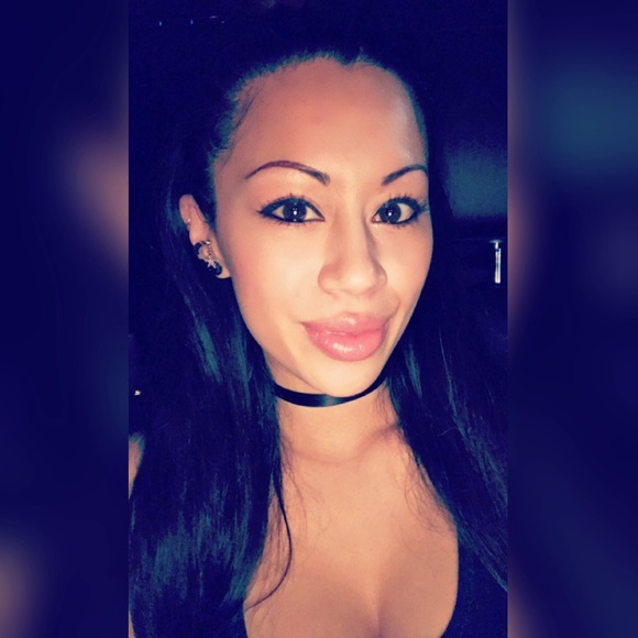 Meet your Posher, Jennifer - Picture 2 of 8